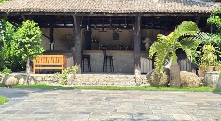 Club Denovo Hotel Butwal Bagian luar foto