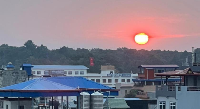 Club Denovo Hotel Butwal Bagian luar foto